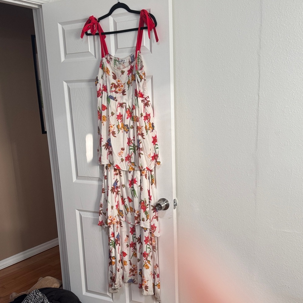 Chic Floral Maxi Dress with Red Accents